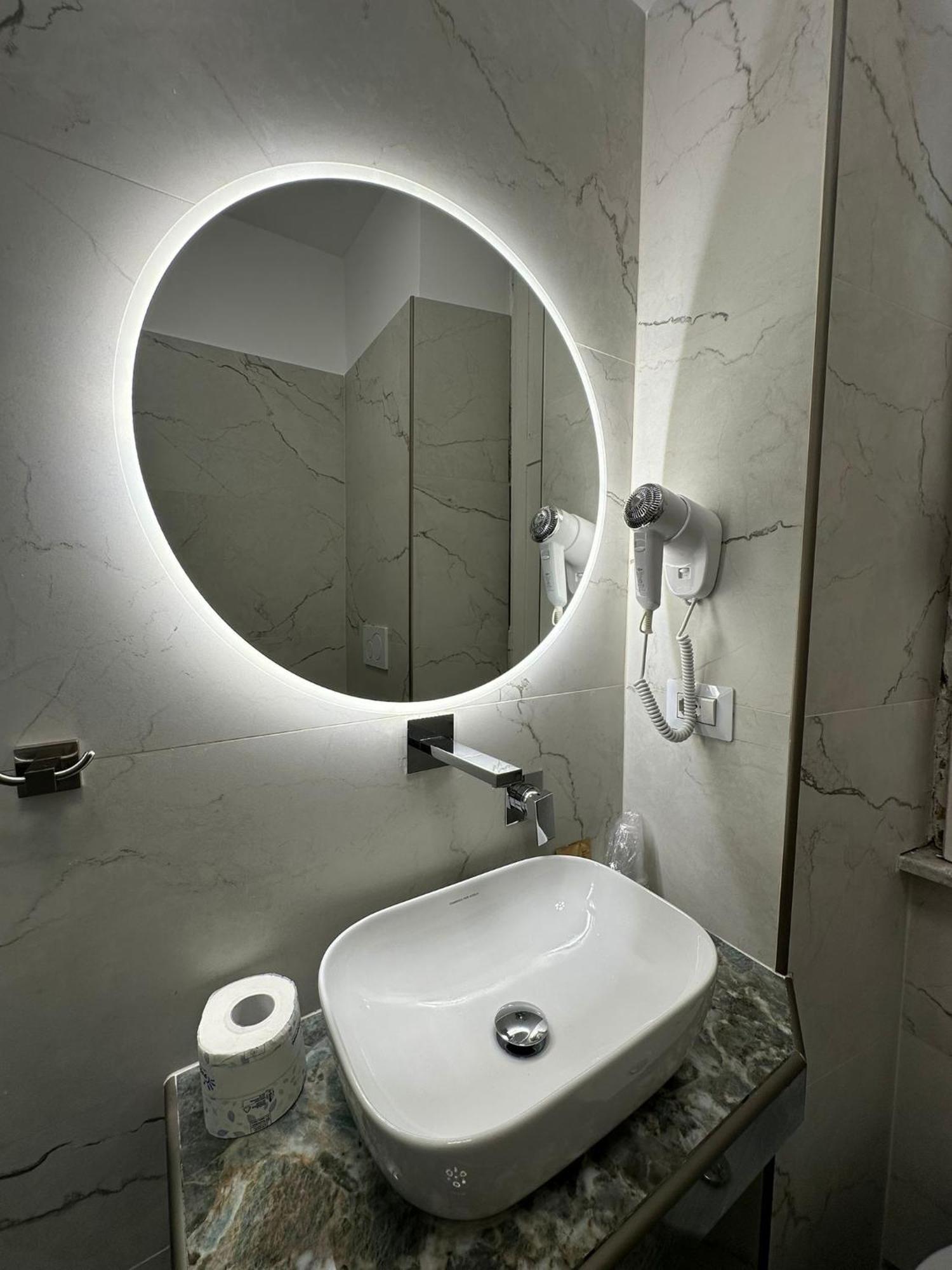 Lodi Hotel
